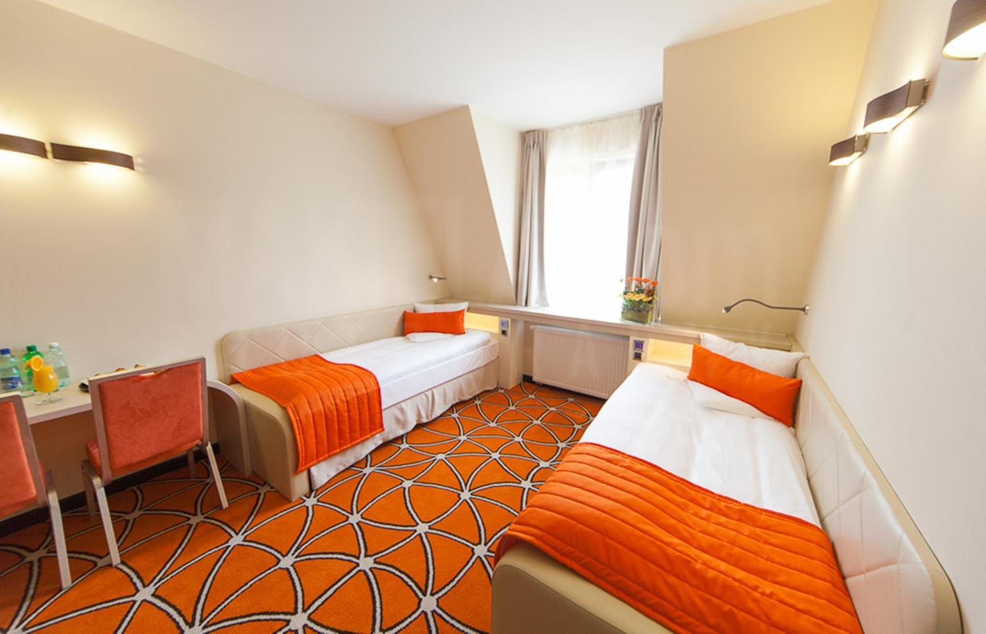 Hotel Eclipse Domasław Rum bild